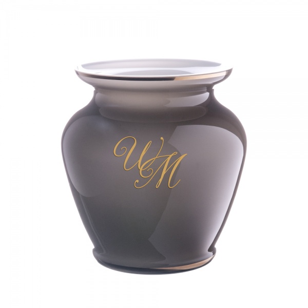 graue Vase mit Monogramm in echtem Gold gemalt, OertelCrystal