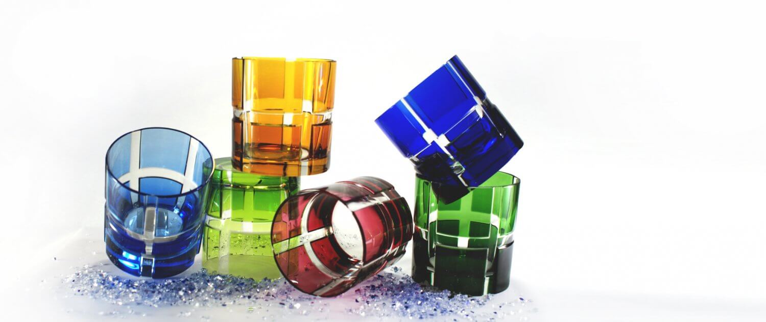 Tumbler aus Bleikristall handgeschliffen in 6 frischen Farben von Jo. Oertel & Co.