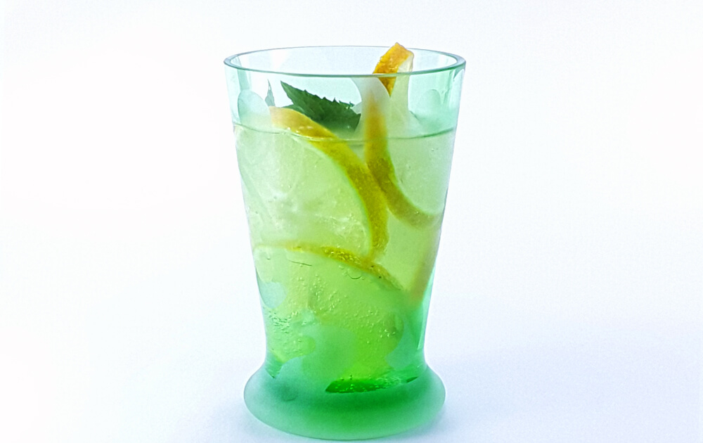 Glas mit Limonade